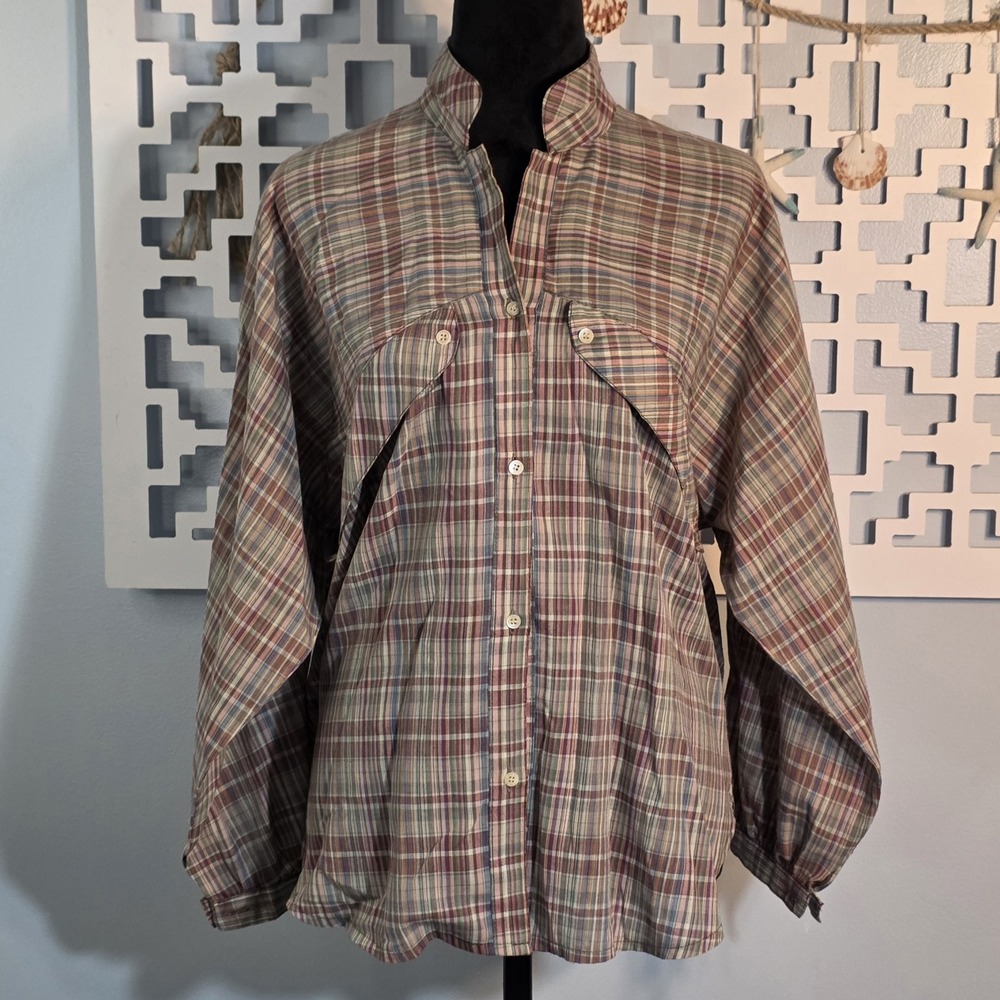 vintage long-sleeved button-down features a unique plaid pattern